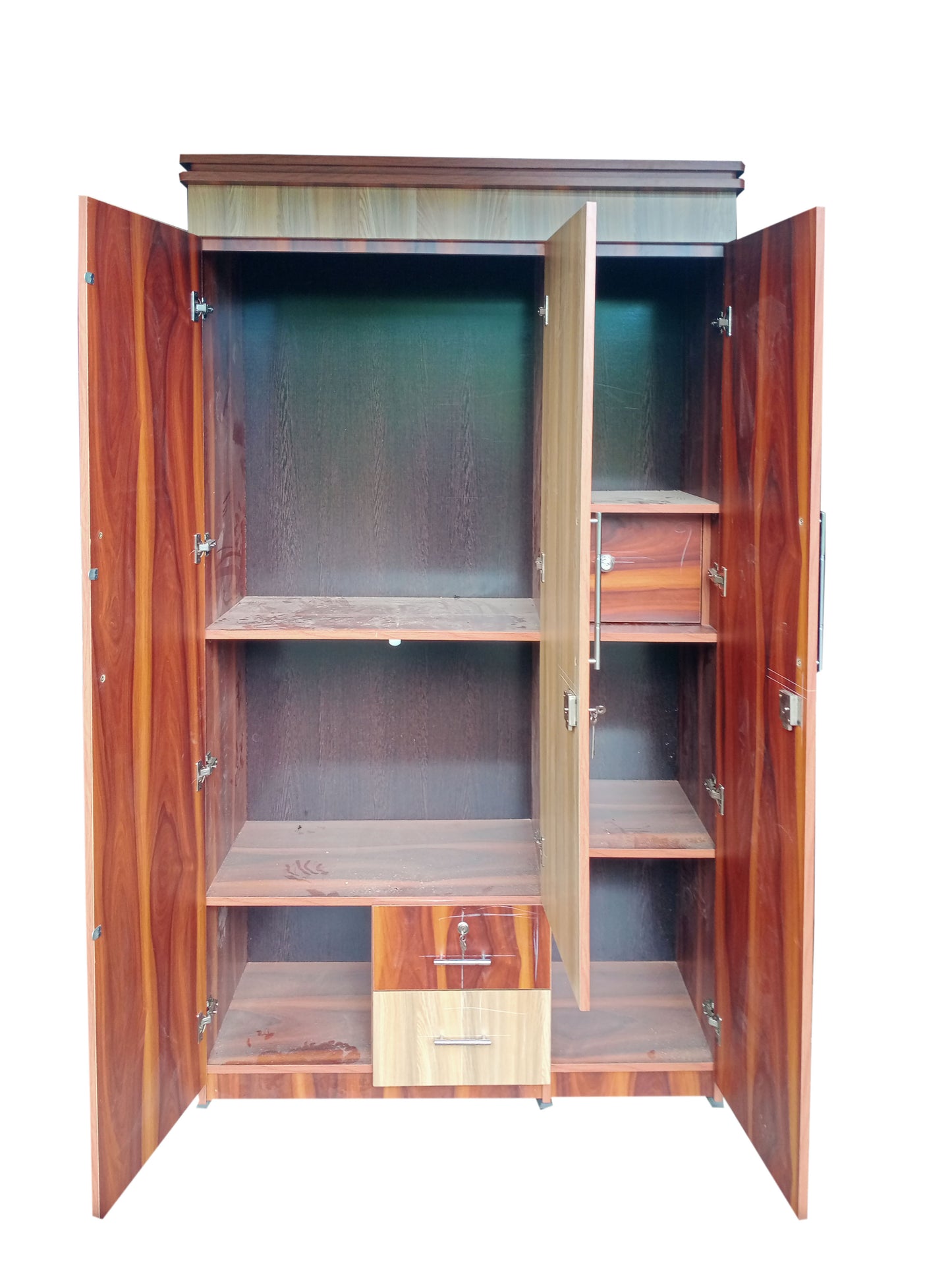 Wardrobe 3 door ( Engineering wood )